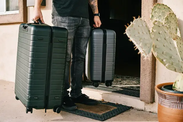 8 best carry on luggage for your travel