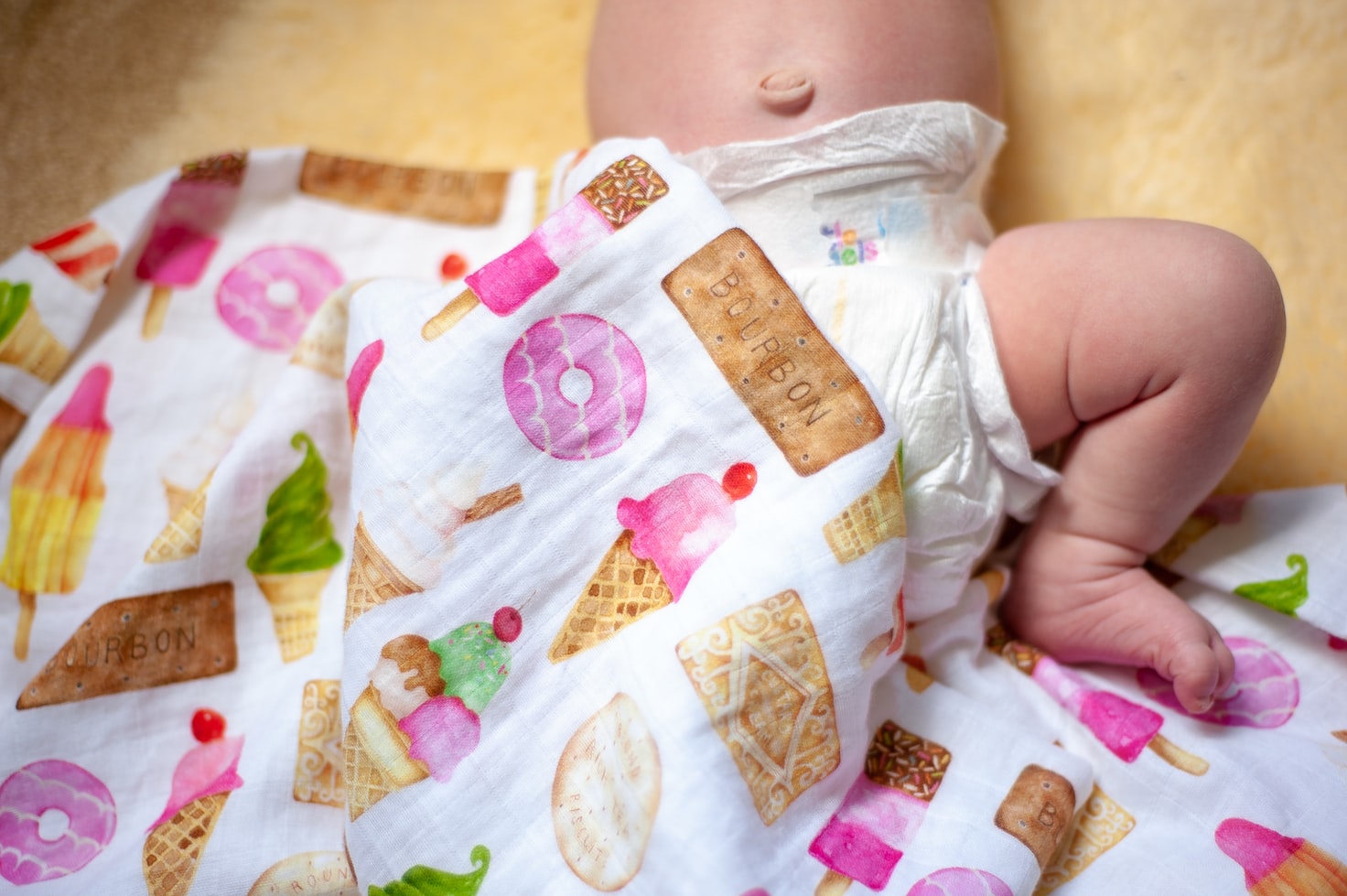 How to Change a Diaper, changing baby diapers